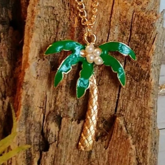 Jewelry - Beach Palm Necklace